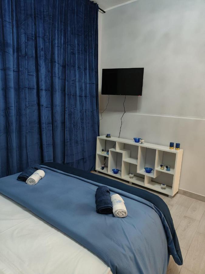 Apartments For Rent 卡塔尼亚 外观 照片