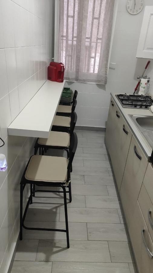 Apartments For Rent 卡塔尼亚 外观 照片