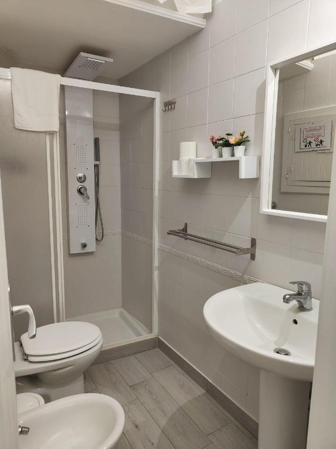 Apartments For Rent 卡塔尼亚 外观 照片